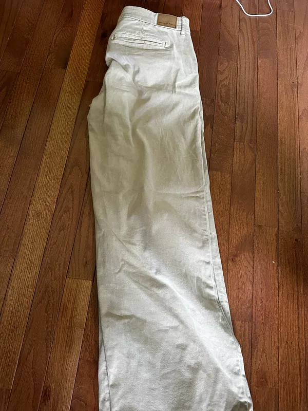 American Eagle Jeans - Image 2