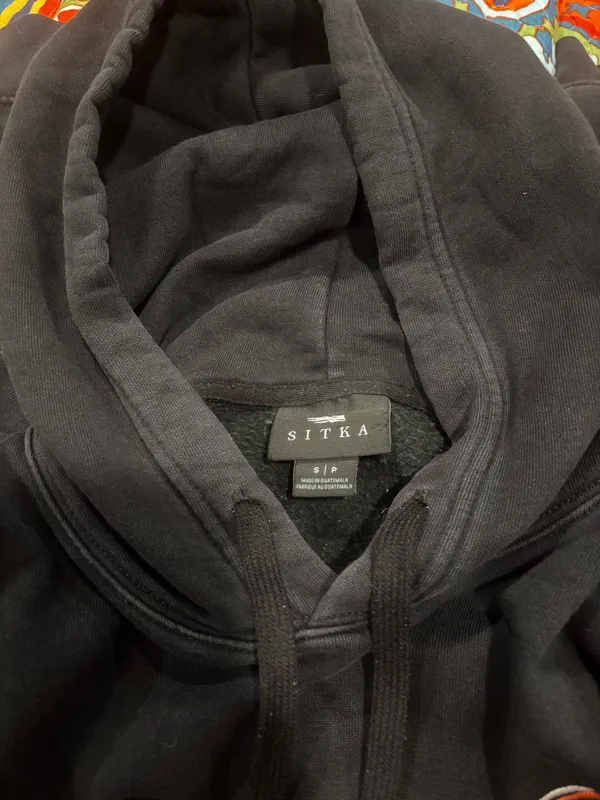 Sitka hoodie Black - Image 2