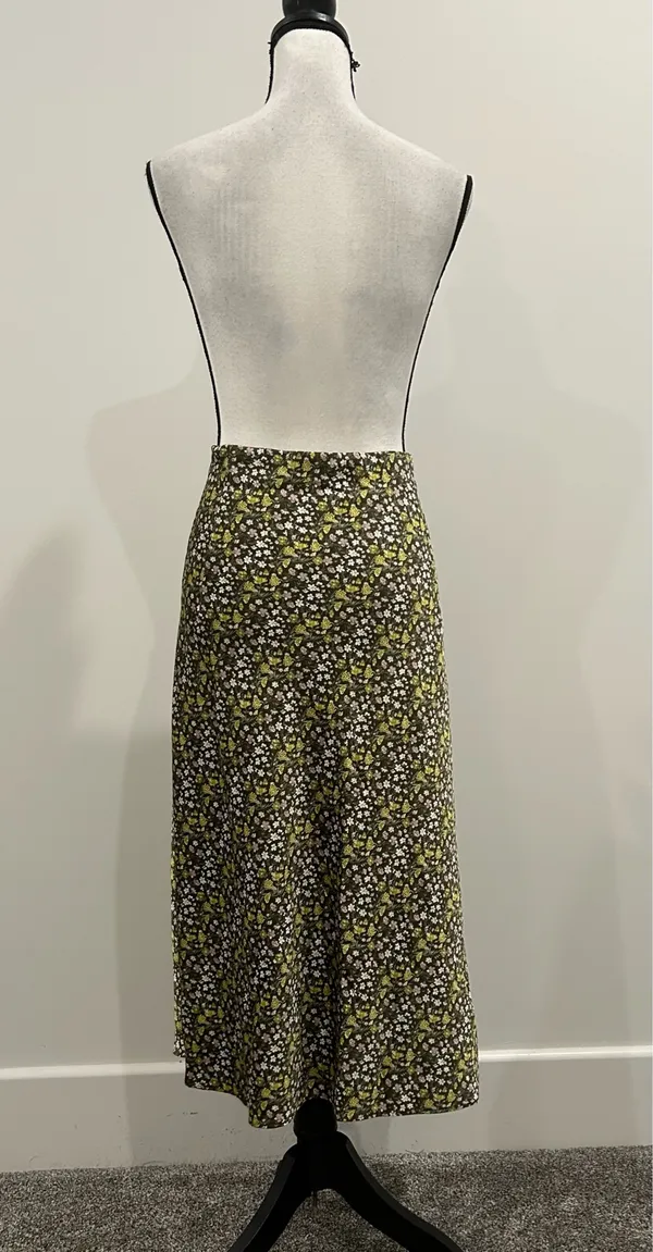 J.Crew Floral Straight Skirt - Image 4