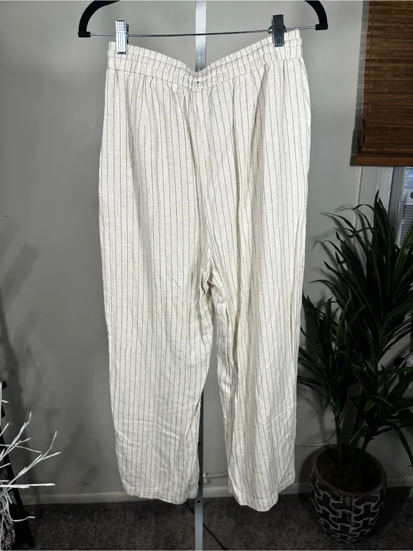 J89. Zara linen blend pinstripe drawstring wide leg pants cream and black - Image 3