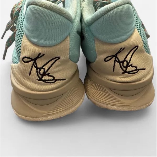 Nike Kyrie 7 "Shark" basketball trainers in blue and green #basketball US 5.5 M or 7 W - Image 2