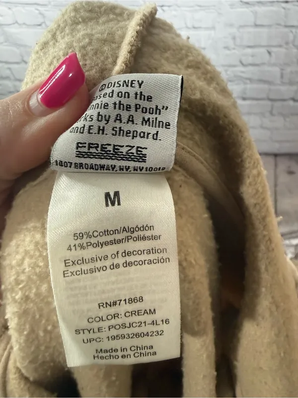 Women’s beige Winnie the Pooh zip front hoodie size medium - Image 12