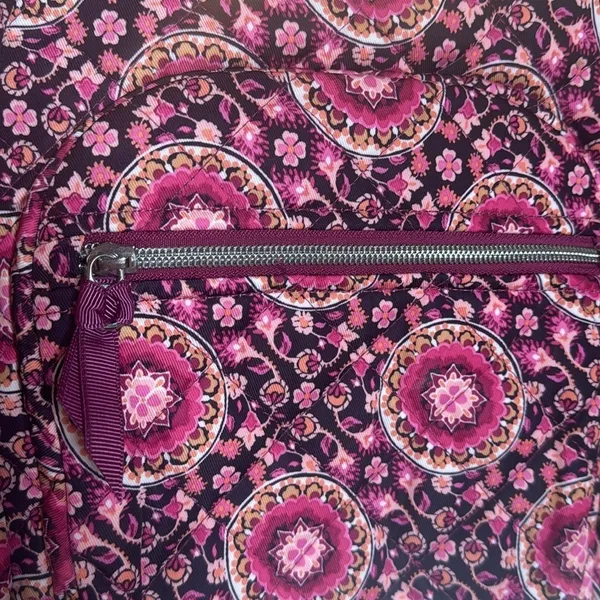 NWOT Vera Bradley Small Backpack Raspberry Medallion Quilted Pink Floral - Image 4