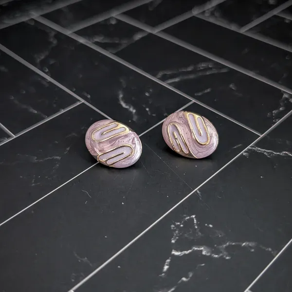 Vintage Stud Earrings Light Purple/Lilac & Gold Tone Oval - Image 3