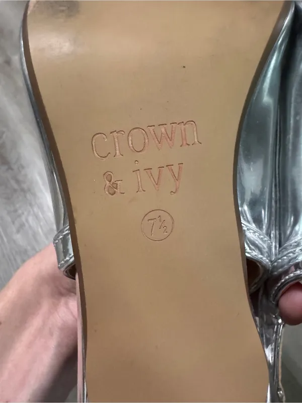 Crown & Ivy Remi Kitten Heel Slingback Silver Women’s 7.5 Bow Pointed Toe Shoes - Image 7