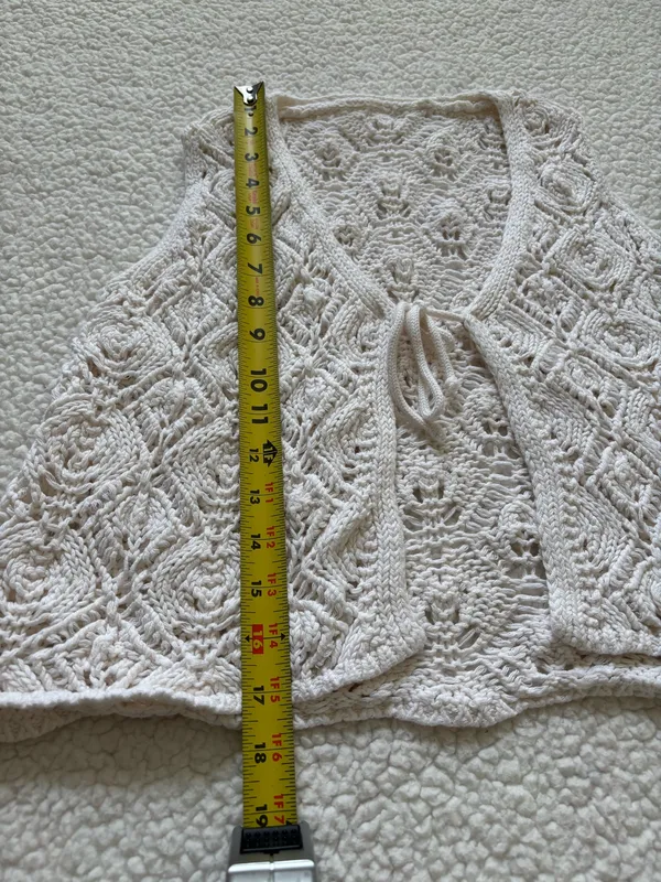 VTG Crochet Lace Tie-Front Vest Cardigan – Cream Coquette Coastal Boho Indie 70 - Image 4