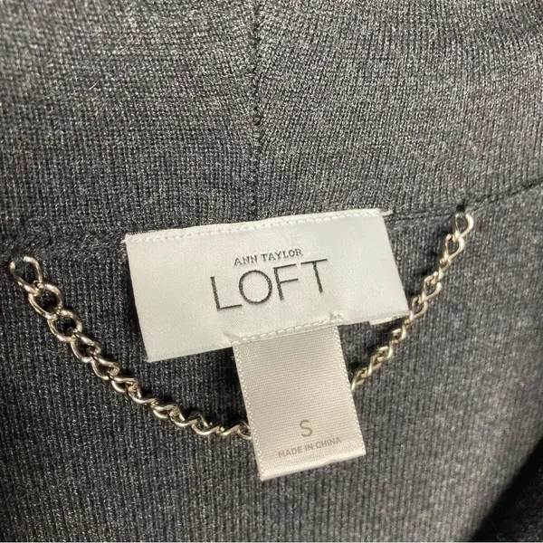 Ann Taylor Loft‎ sweater vest charcoal size small - Image 3