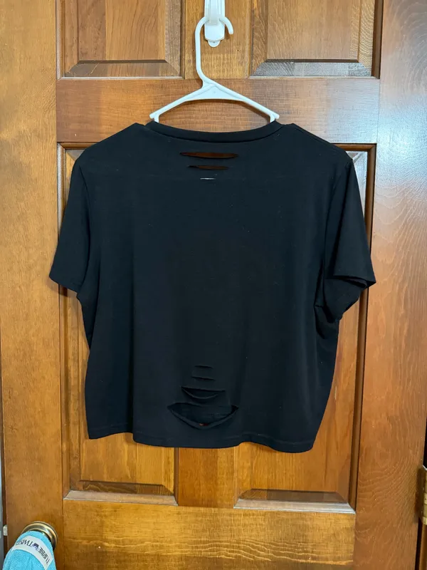T - Image 6