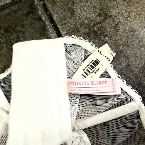 Victoria’s Secret White Bridal Crystal Embellished Garter Belt Sz XS/S/TP/P NWT - Image 4