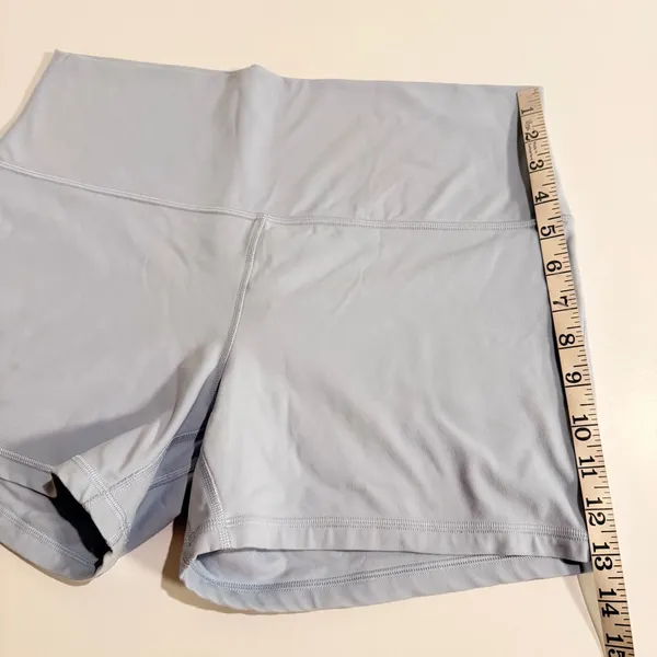 Lululemon Align 4" light blue workout shorts size 14 - Image 9