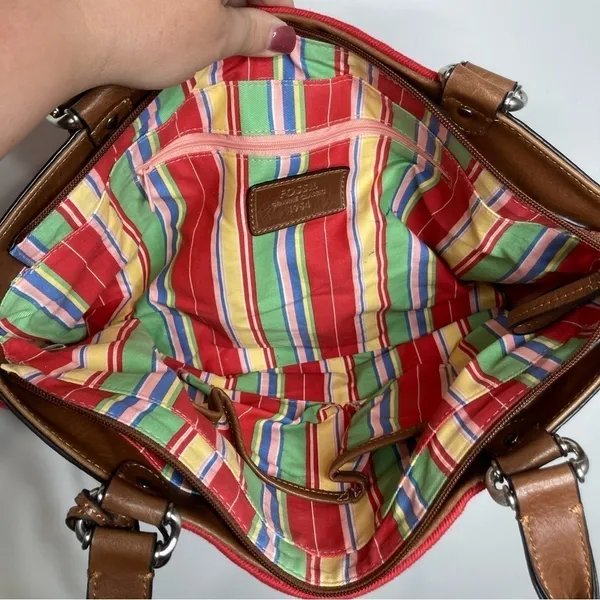 Fossil red‎ canvas handbag - Image 6