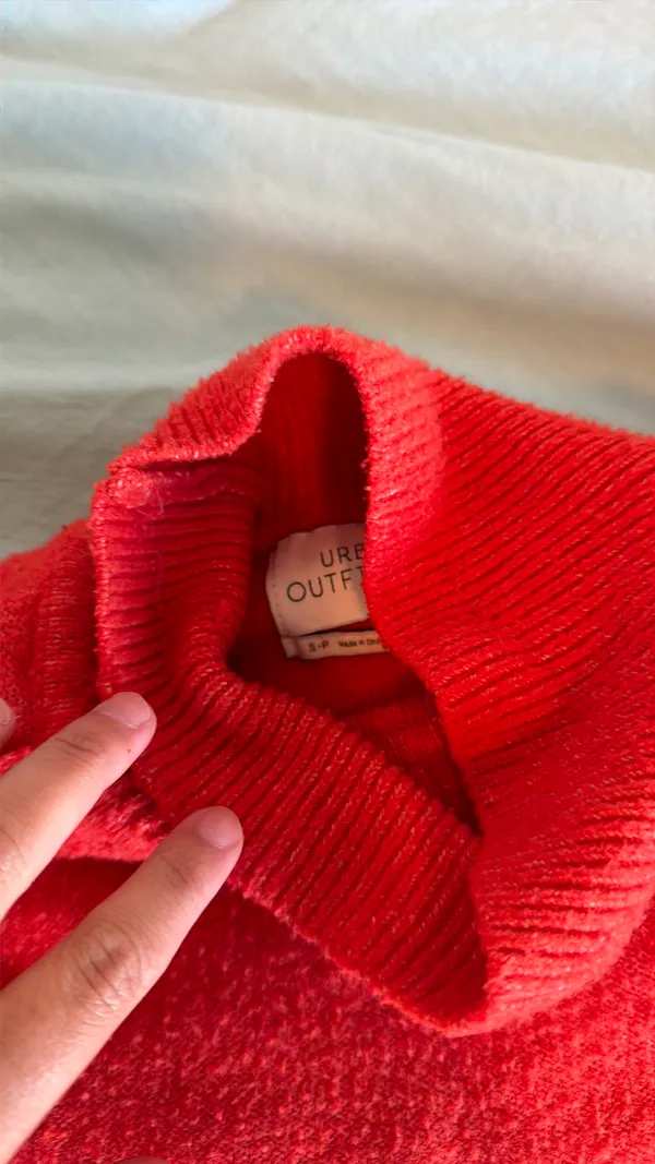 Urban Outfitters Crop  - Image 3