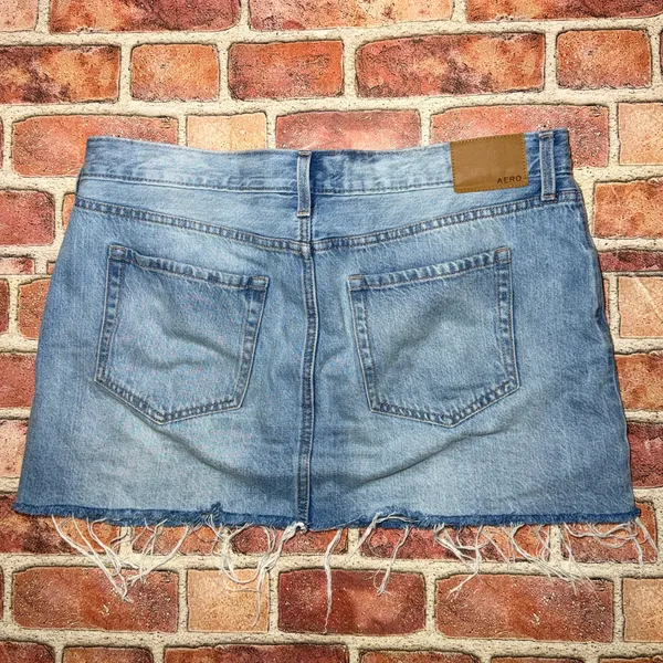 Pre-Owend Aeropostale Denim Low Rise Mini Skirt Blue Jean Y2K Size L Distressed - Image 2