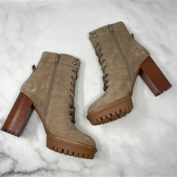 NEW Vince Camuto Emebrila Suede Platform Lug Sole Block Heel Combat Boots 10 - Image 4