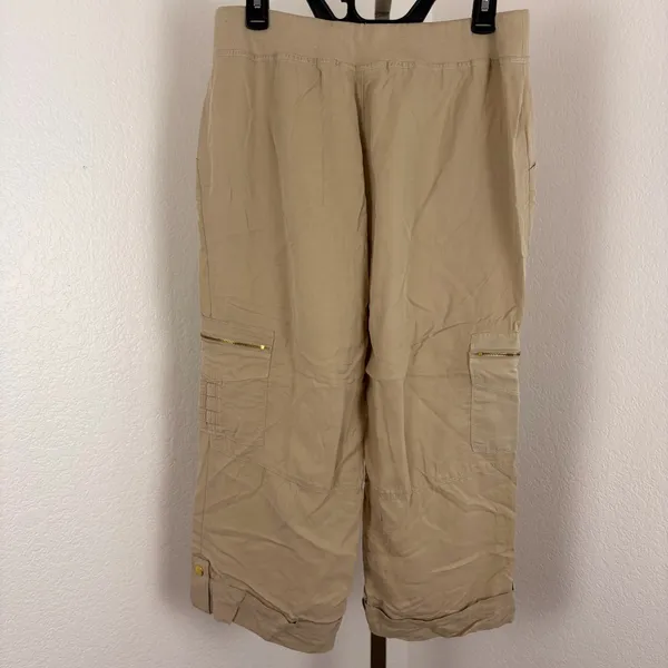 Zenergy by Chico’s beige cargo capri pants - Image 5