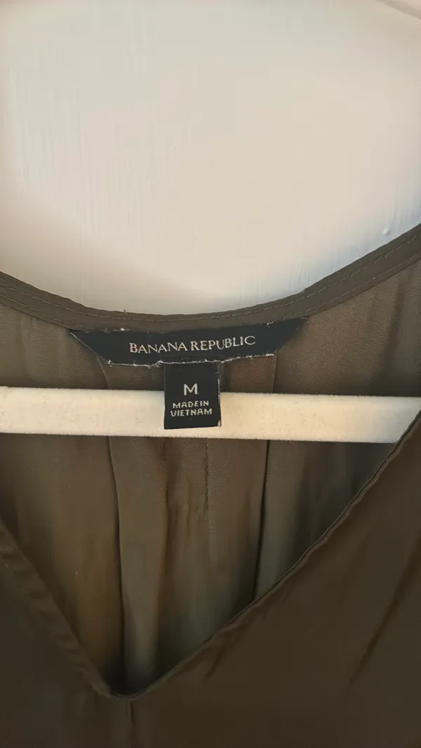 Olive Banana Republic Top - Image 2
