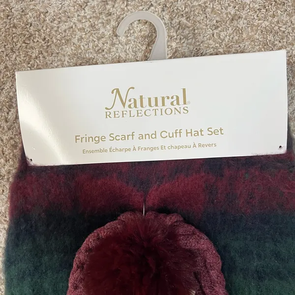 Natural Reflections Maroon and‎ Dark Green Scarf and Hat Set - Image 2
