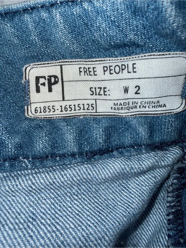 Free People Modern Femme Denim Mini Skirt in a paneled medium wash size 2/4 - Image 6
