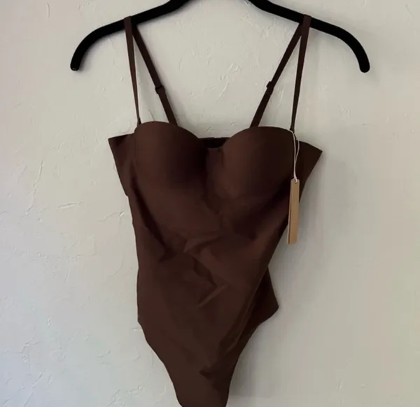 SKIMS Body Molded Underwire Bodysuit L - Image 2