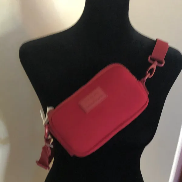 Dagne Dover Bold Red Crossbody Bag - Image 2
