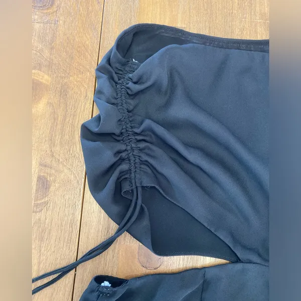 Lulu's Black One-Shoulder Cutout Ruffle Romper - Image 8