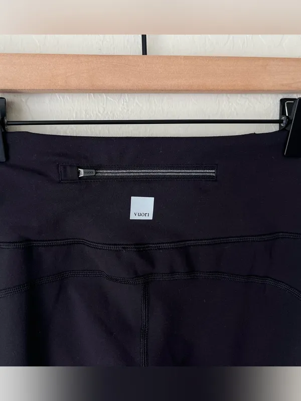 Vuori pace high rise reflective leggings black small - Image 6