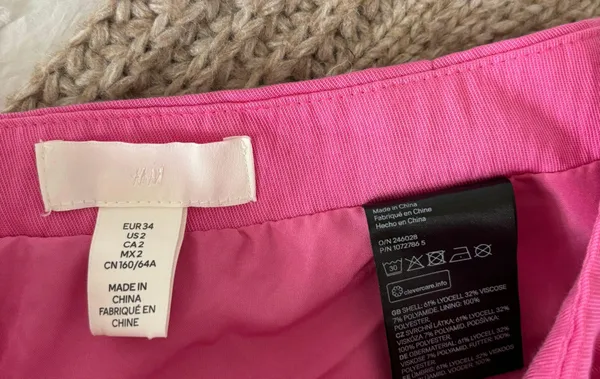 Hot Pink Skirt - Image 4