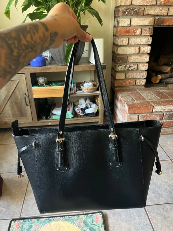 Michael Kors Black Saffiano Tote with Gold-Tone MK Charm - Image 14