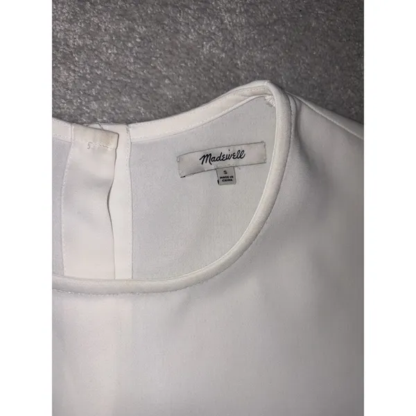 madewell realxed fit back button detail small oversized blouse White Small - Image 3
