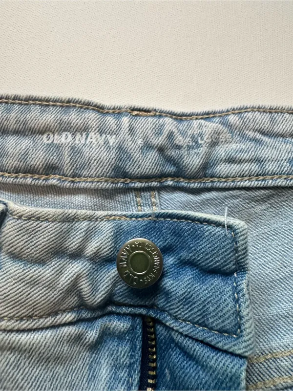 Old Navy OG Loose Style Light Wash Straight Leg Jeans Size 6 - Image 9
