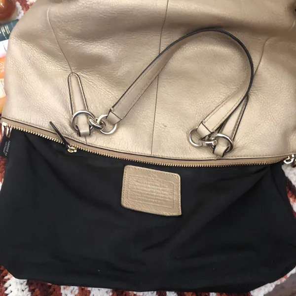COACH KELSEY METALLIC GOLD PEBBLED LEATHER SHOULDER HAND BAG PURSE TOP HANDLE SATCHEL F36675 Approx 13” Wide x 10” Tall x 3.5” Deep Comes with dustbag - Image 8
