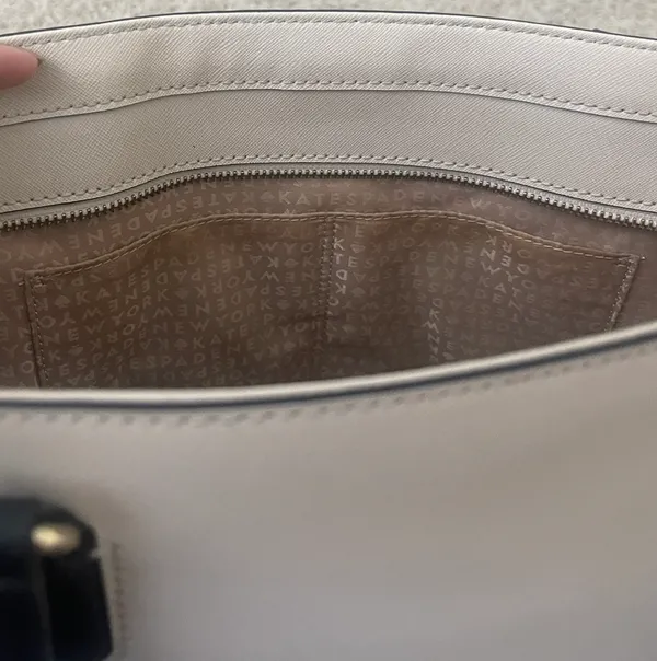 Black And White Leather Purse - Image 10