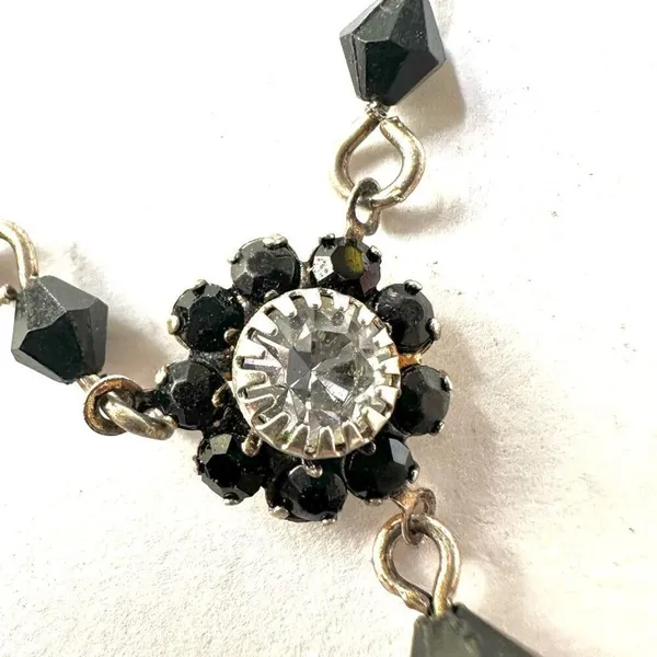 Black beaded drop pendant necklace - Image 4