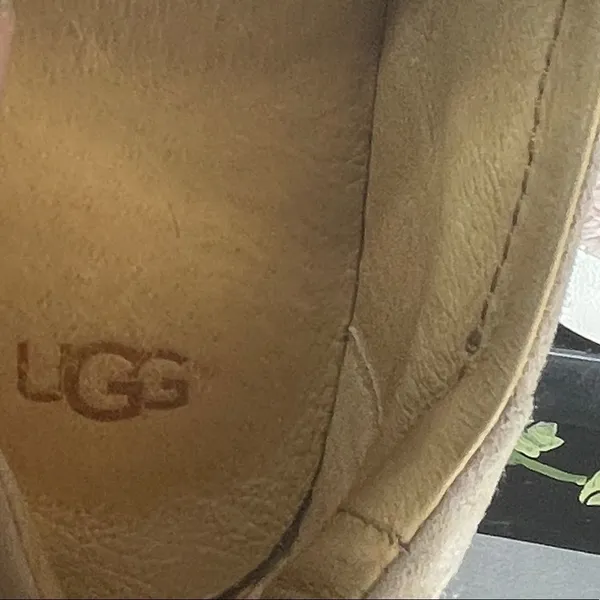 UGG‎ Fuzzy Shoes - Image 8