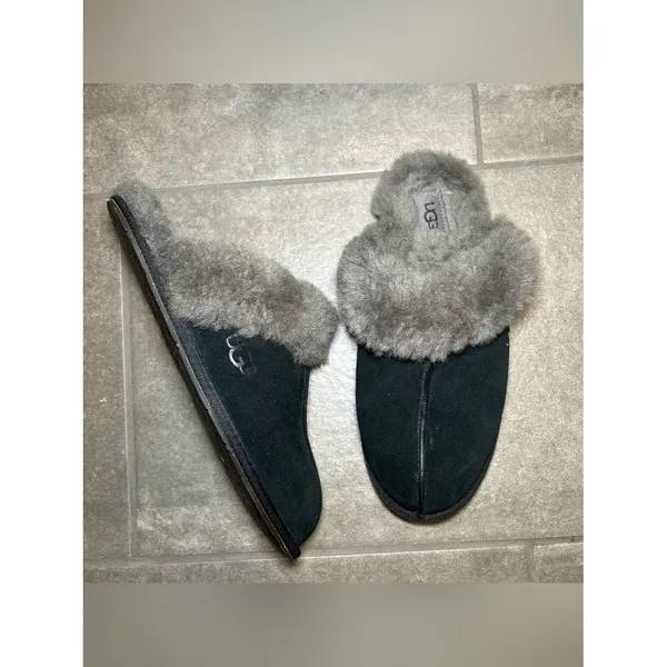 UGG Scuffette II Black Gray Suede Fur Lined Slip On Slippers Womens Shoe Size 10 - Image 2
