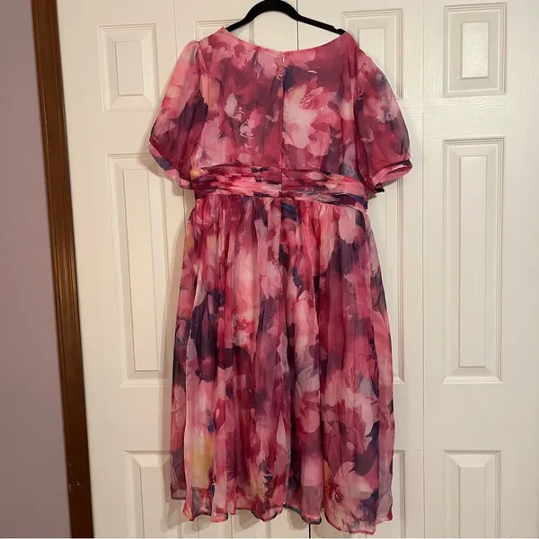 Flycurvy Plus Size Wedding Guest Fuchsia Chiffon midi dress - Image 7