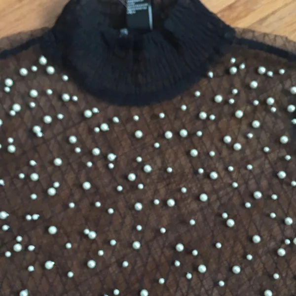 See through faux pearl top. Xs - Image 7