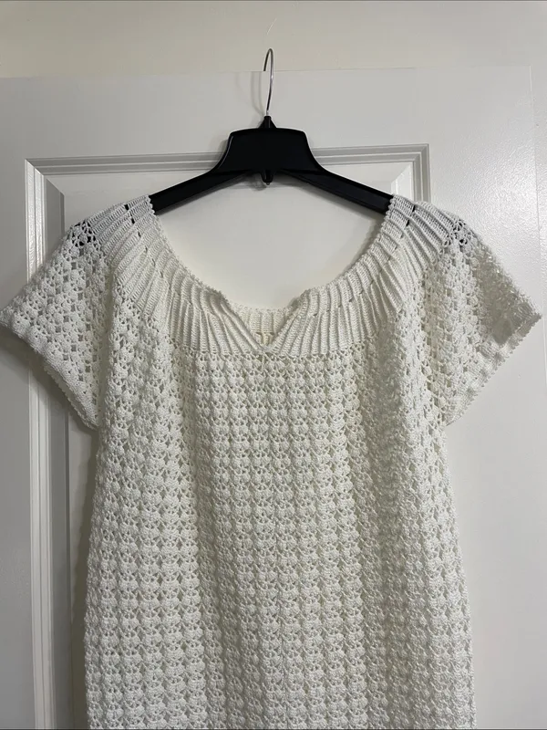 One-of-a-Kind Custom Made Hand Crochet Knit Dress Size Medium/Large - Image 3