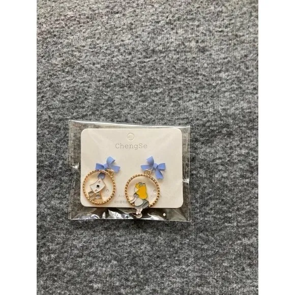 Alice in Wonderland‎ Asymmetric Enamel Hoop Earrings Blue Bow Ace of Hearts - Image 3