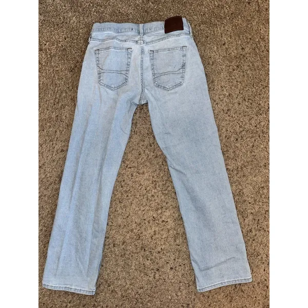 Hollister Men's Blue Light Wash Denim Straight Jeans Stretch 5-Pocket - Image 2