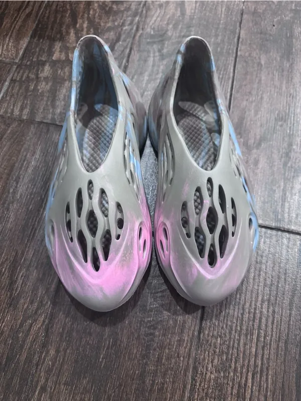 Slip-On Sculpted Foam Clog in Blue and Pink - Image 2