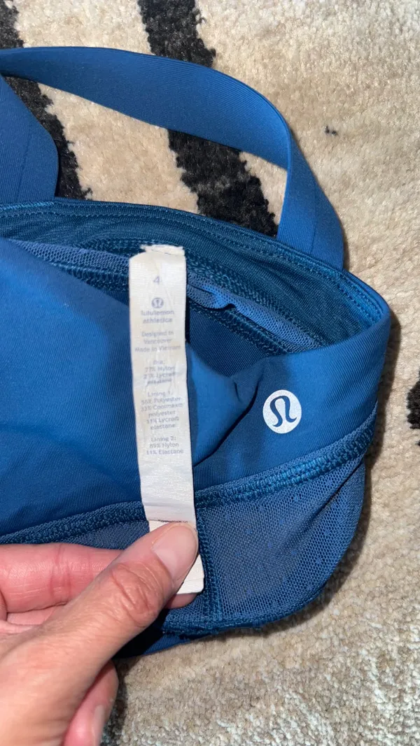 Lululemon Body Con Bra Poseidon - Image 5