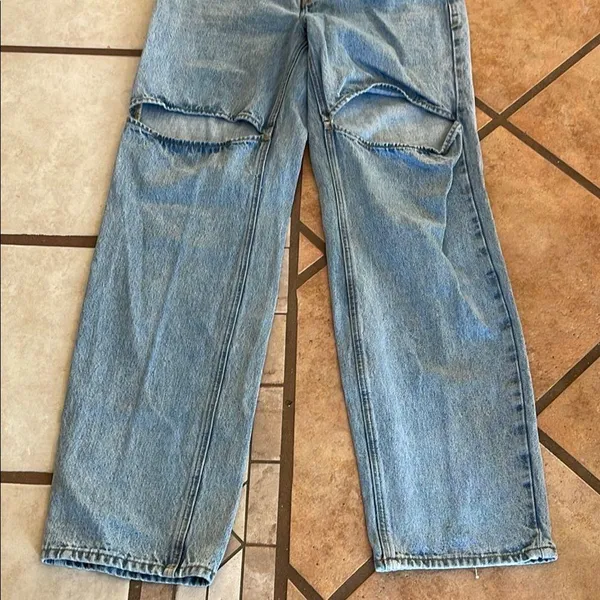 Good American Blue Straight Leg Denim 90’s jeans - Image 2