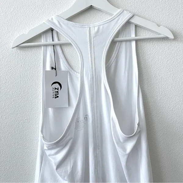 Zyia NWT Active Effortless White Tank Top  XXL - Image 8