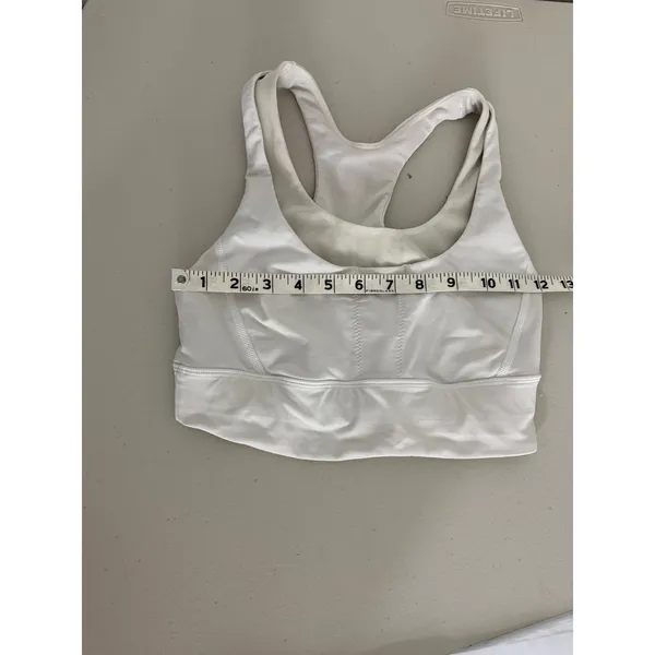 Lululemon Women's Run Stuff Your Bra Long Line White 4 Sports Bra Workout Gym - Image 4