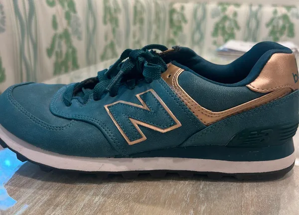 New Balance Women’s Sneakers 7 - Image 2