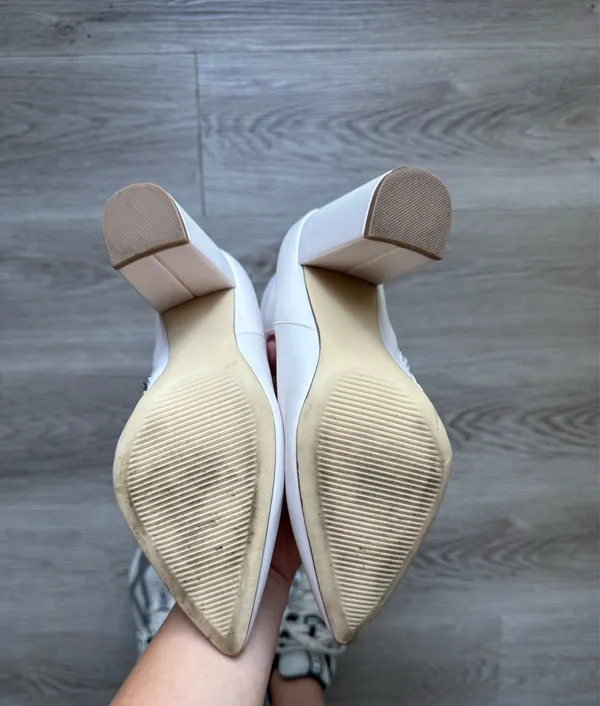 Woman’s Off White Pointed Toe Block Heel Ankle Boots - Image 7