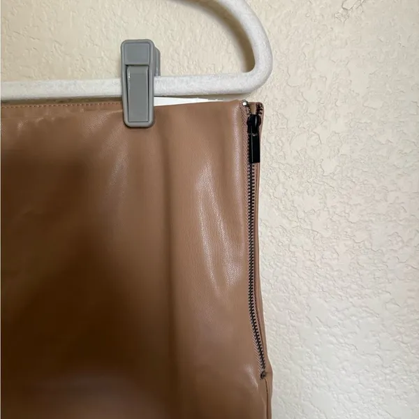 ZARA Faux Leather High Rise Straight Leg Pants Leggings Split‎ Hem Sz XL tan NEW - Image 5
