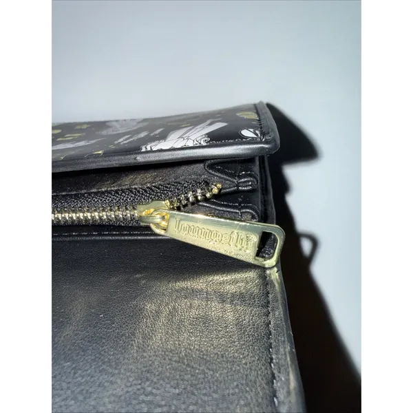 Loungefly Harry Potter HOGWARTS Magical Elements Wallet Black‎ White Gold Bifold - Image 5
