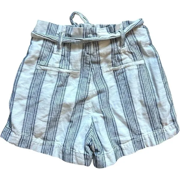 Womens H&M LOGG White Embroidered Paper Bag Style Tie Waist Shorts - Sz 6 - Image 6